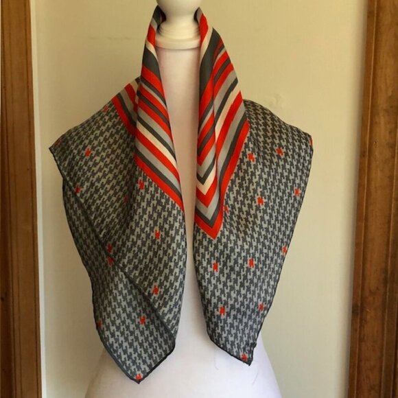 ECHO Silk Gray Red Square Scarf Vintage - Picture 8 of 16